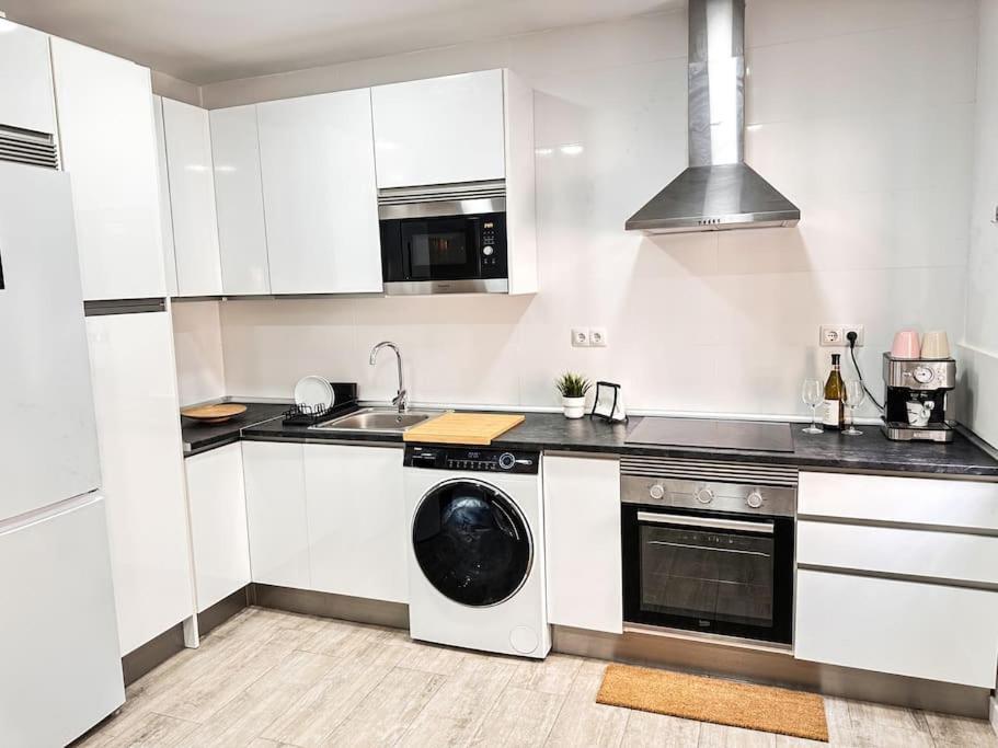 Apartamento Comodidad Y Ubicacion Malaga Ngoại thất bức ảnh
